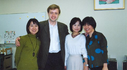 S kolegyněmi z houslové sekce, 2001